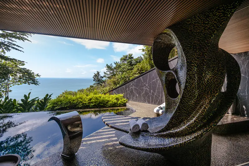 Steel wave, Makanda pool